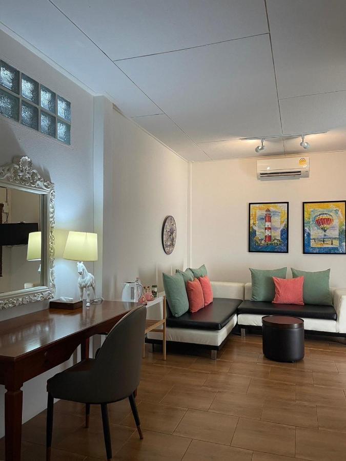 Rynn Hotel Trat Exterior photo